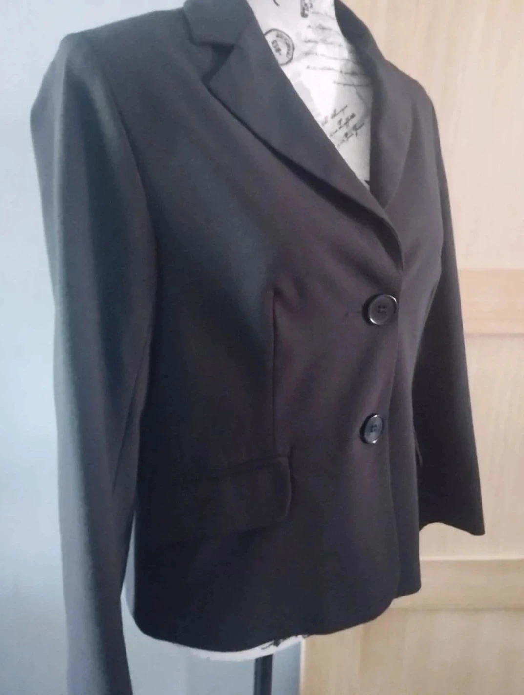 Zwarte blazer, Top 3 Suisses T40 – photo 3